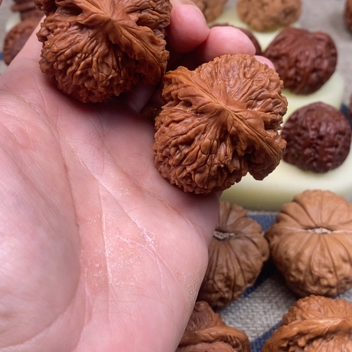 文玩核桃把件大****?核桃