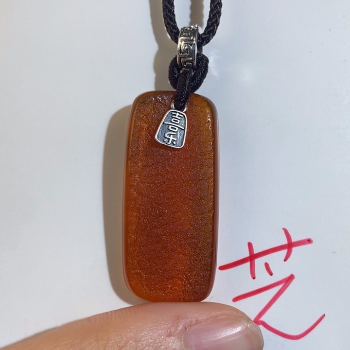 未镶嵌琥珀珠宝奇石