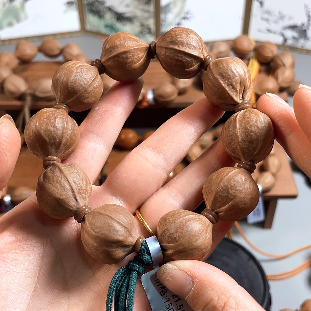 鱼***龙手串/手链橄榄核21.5/24梅林铁核