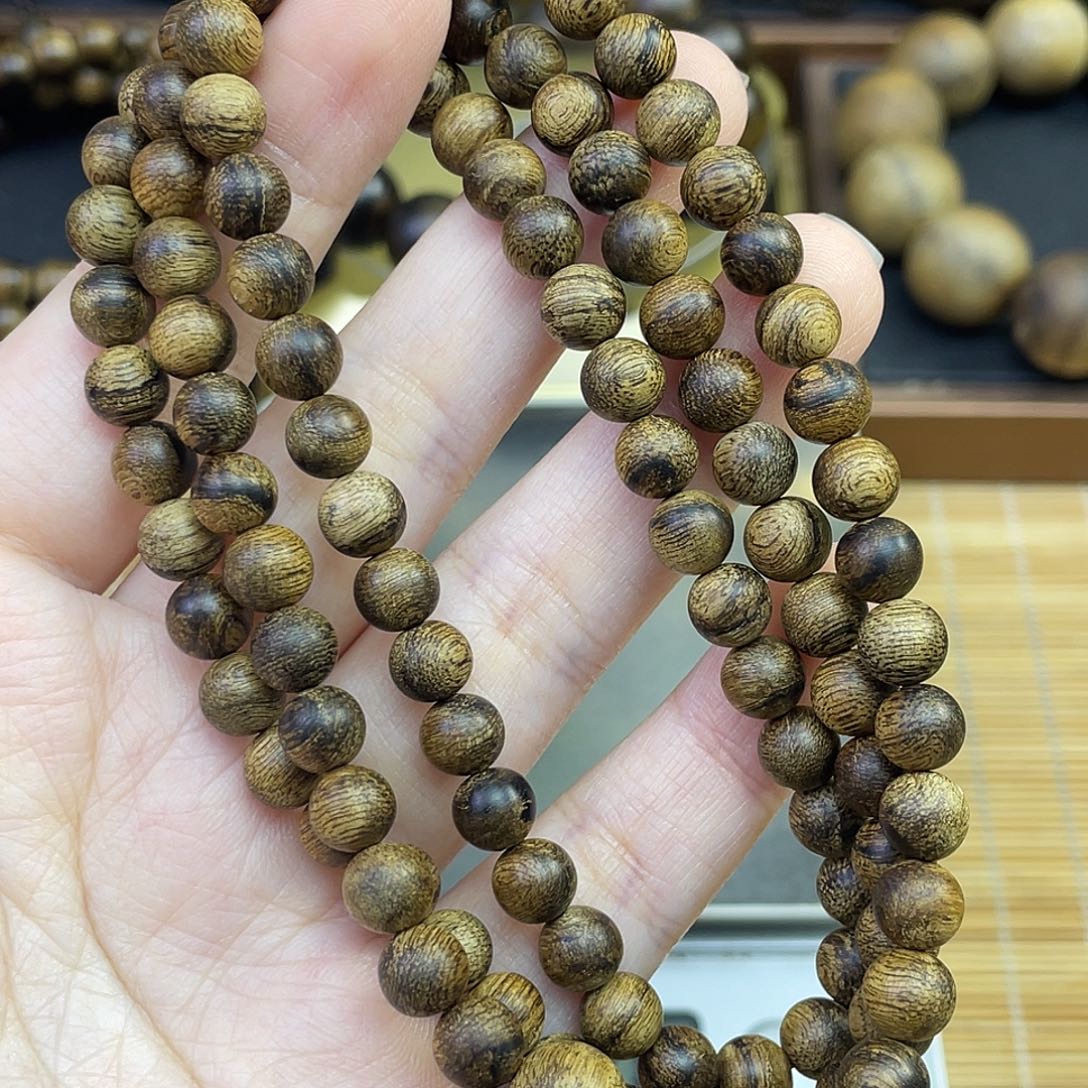 J***e手串沉香达拉干沉香