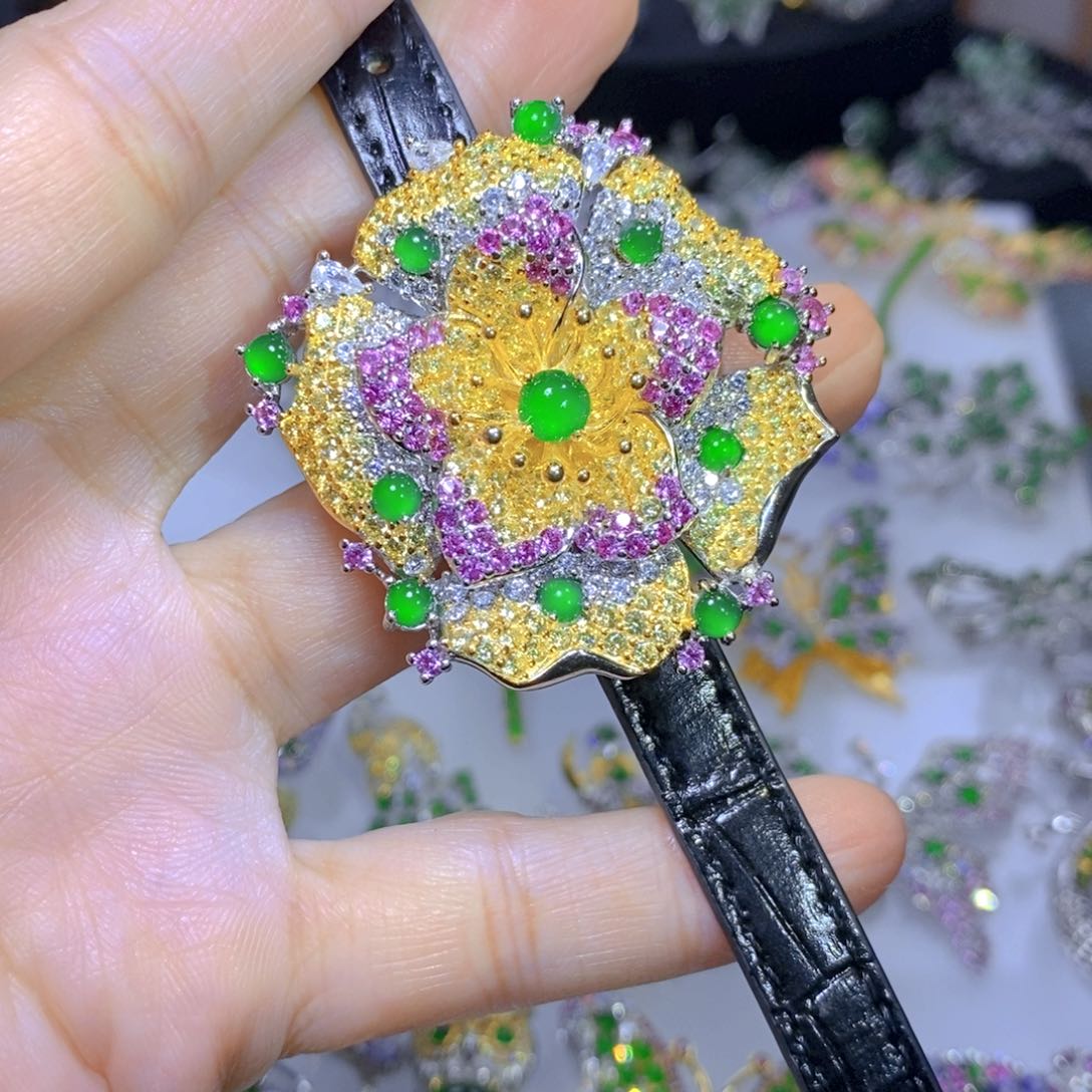 翡翠颈饰银S925镶嵌天然翡翠