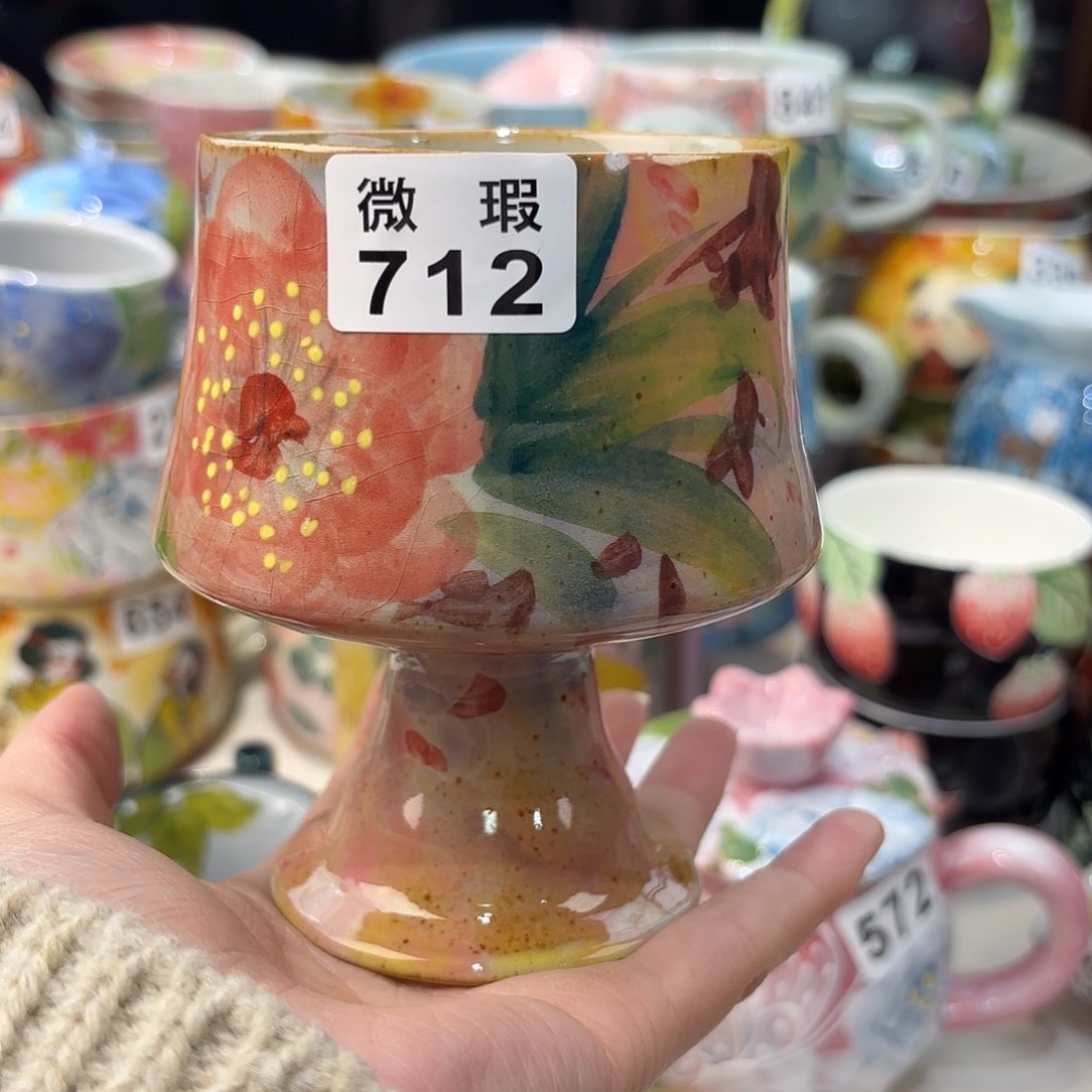 瓷片兔兔好可爱呀打