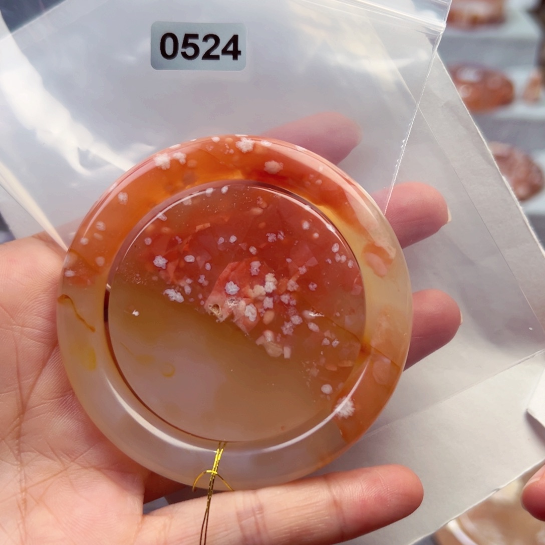 玛瑙/玉髓手镯未镶嵌只*