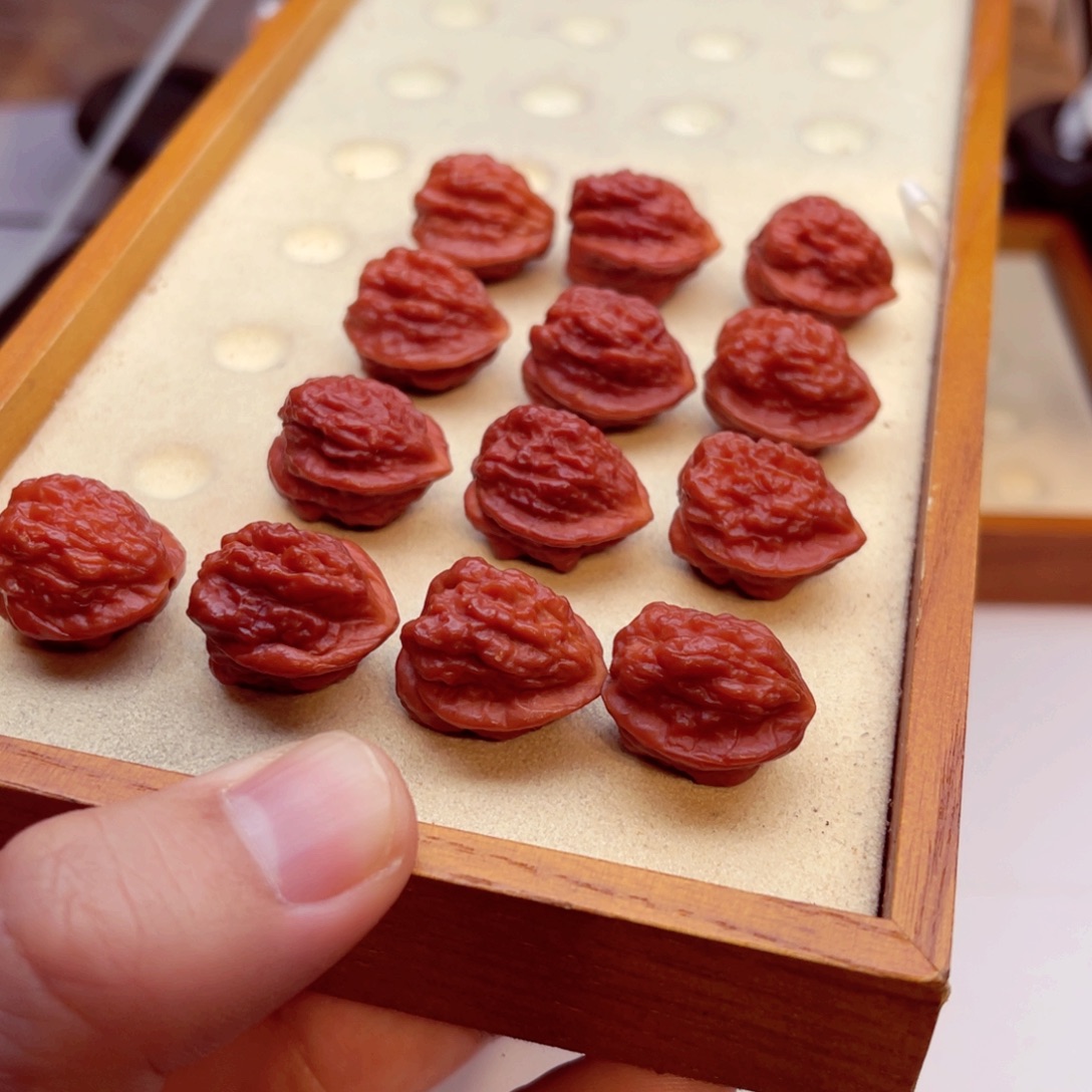 文玩核桃手串蛤蟆头