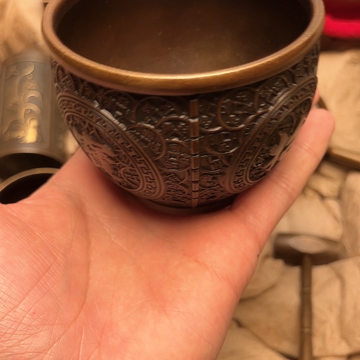 文玩铜器做工精良