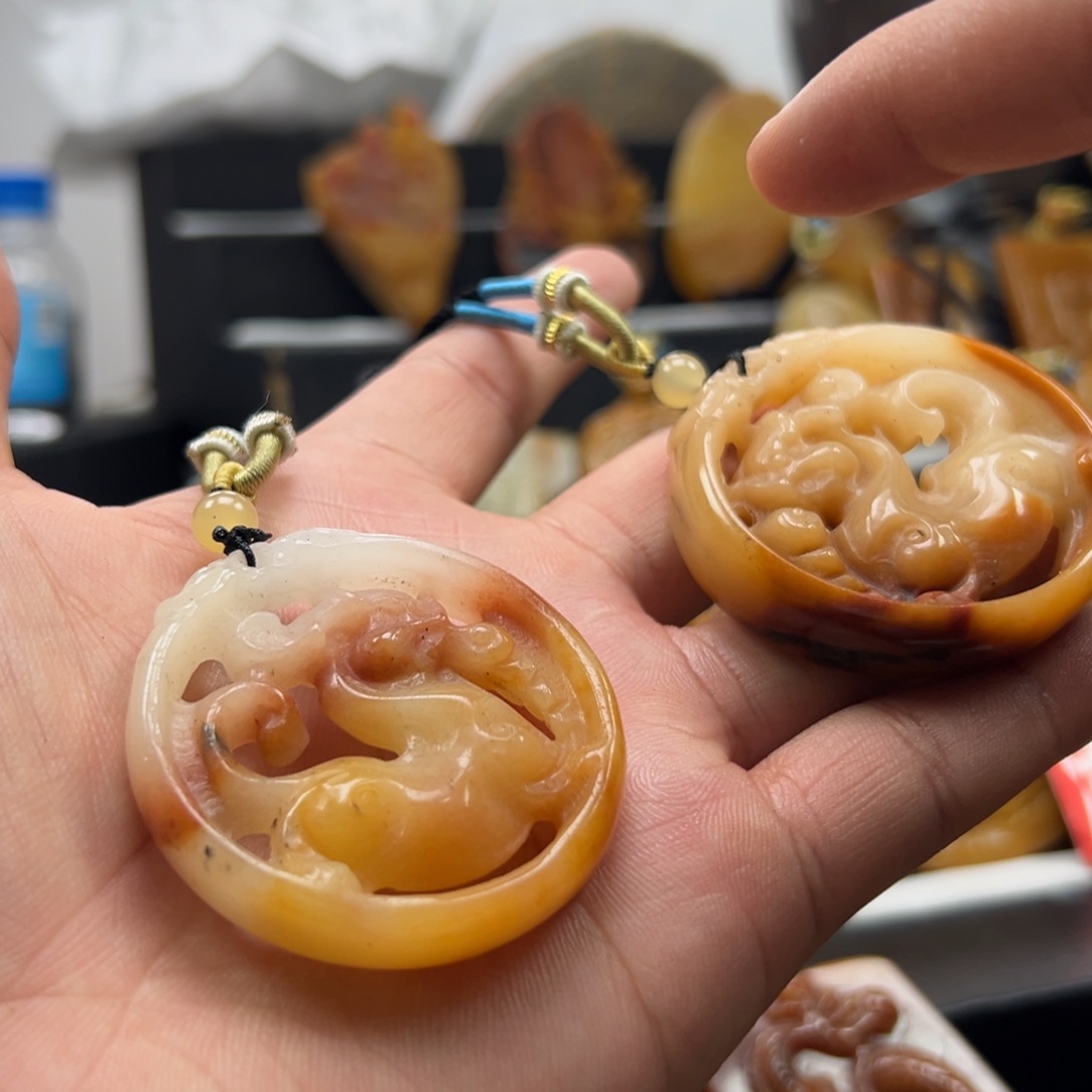 石英质玉（黄龙玉）未镶嵌多选一发货