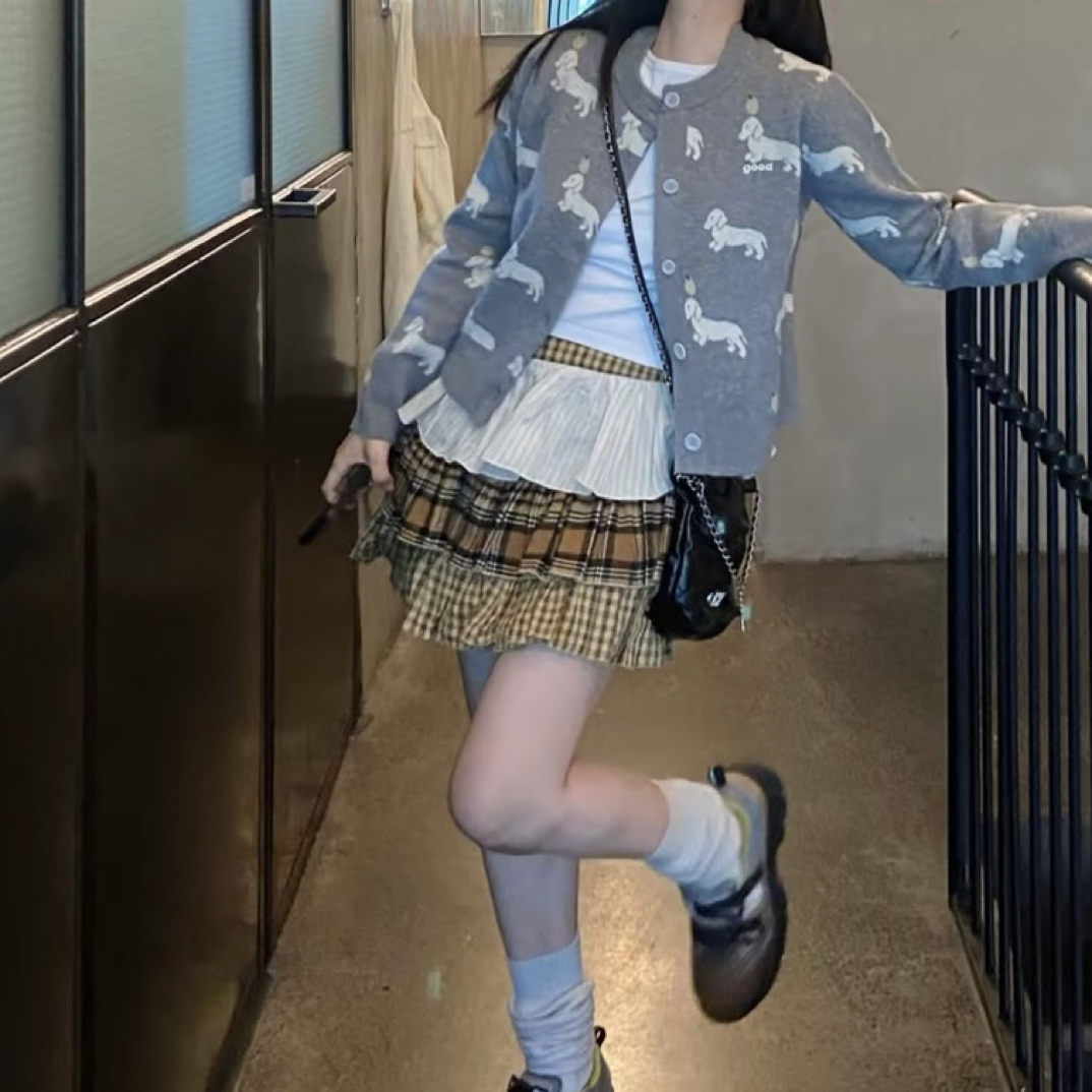 腊肠小狗基础圆领提花毛衣开衫