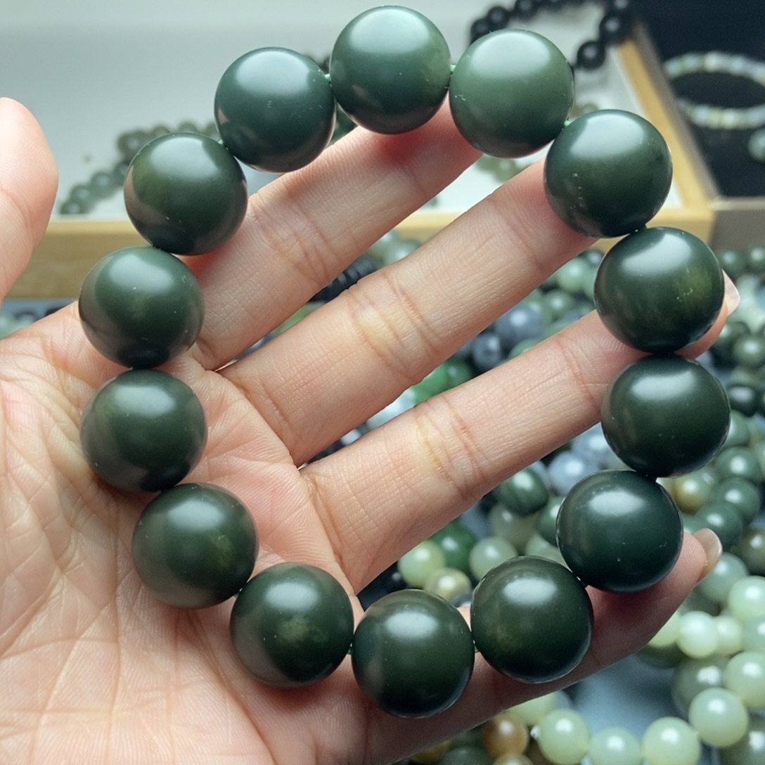 和田玉未镶嵌手链