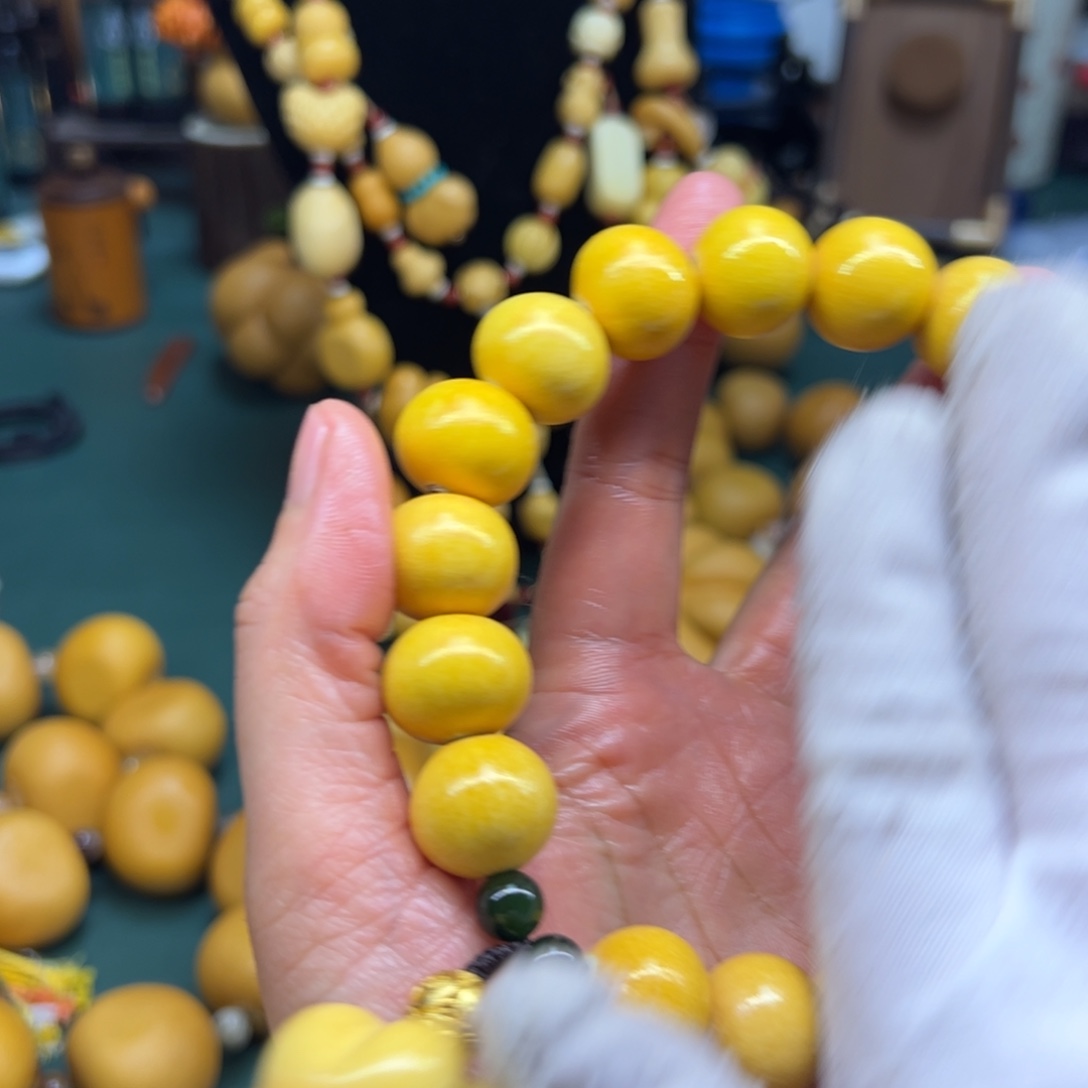 蒜***诺大叶紫檀（黑酸枝木类）