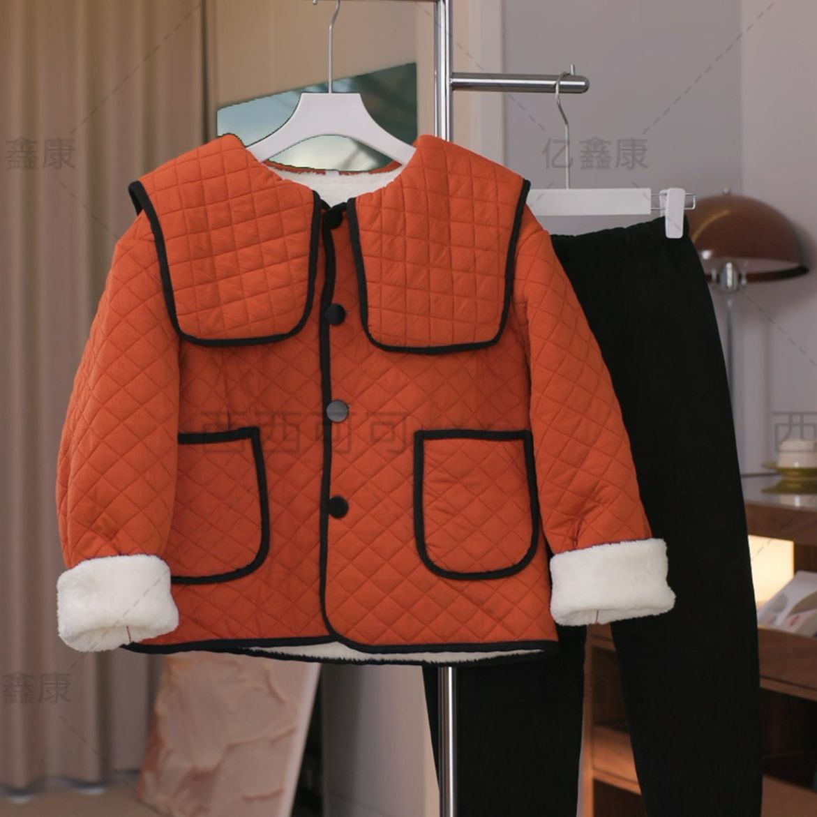 新款时尚简约时尚外穿家居服冬季女三层加绒加厚套装