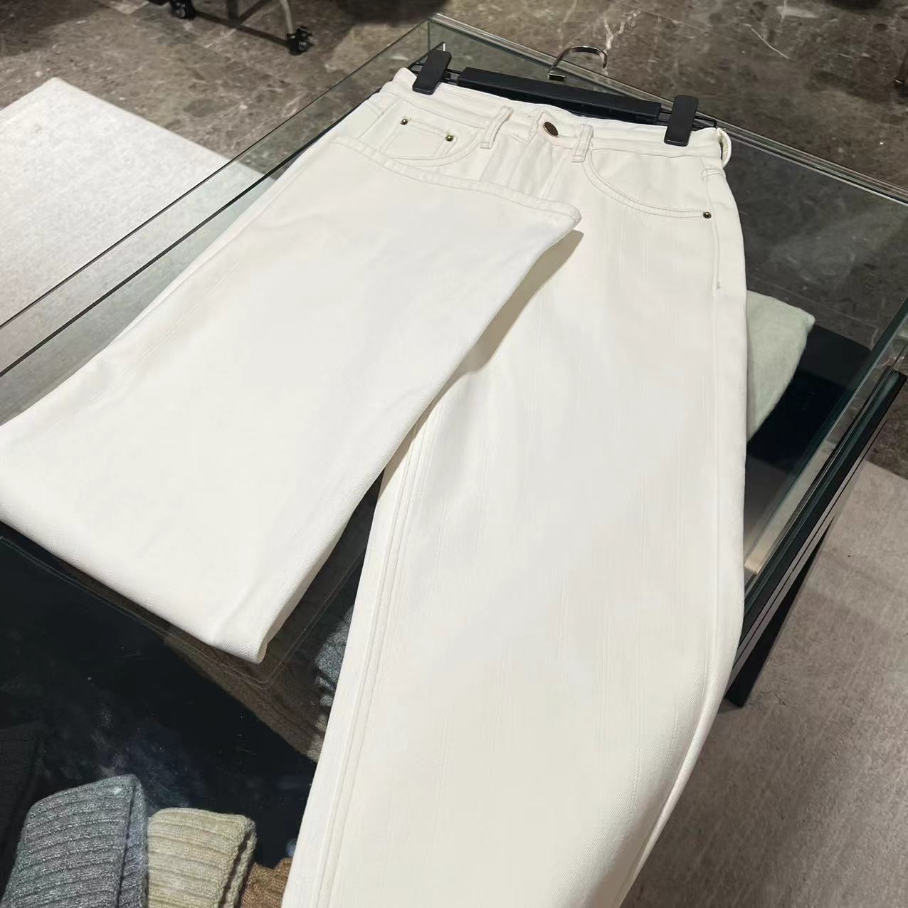 经典时尚百搭加绒轻奢牛仔裤