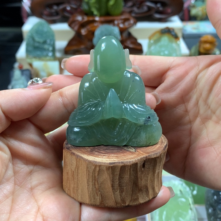 蛇纹石玉未镶嵌手把件