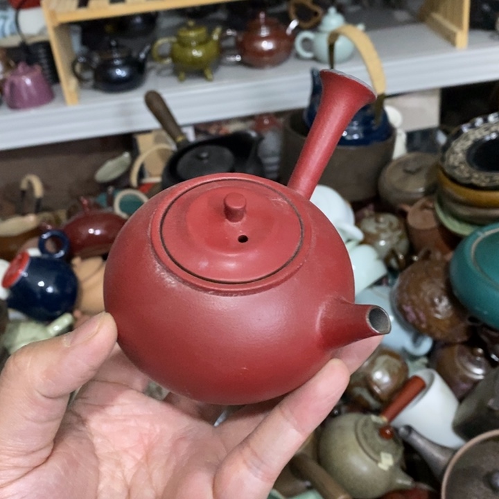 陶瓷艺术品及陶瓷壶