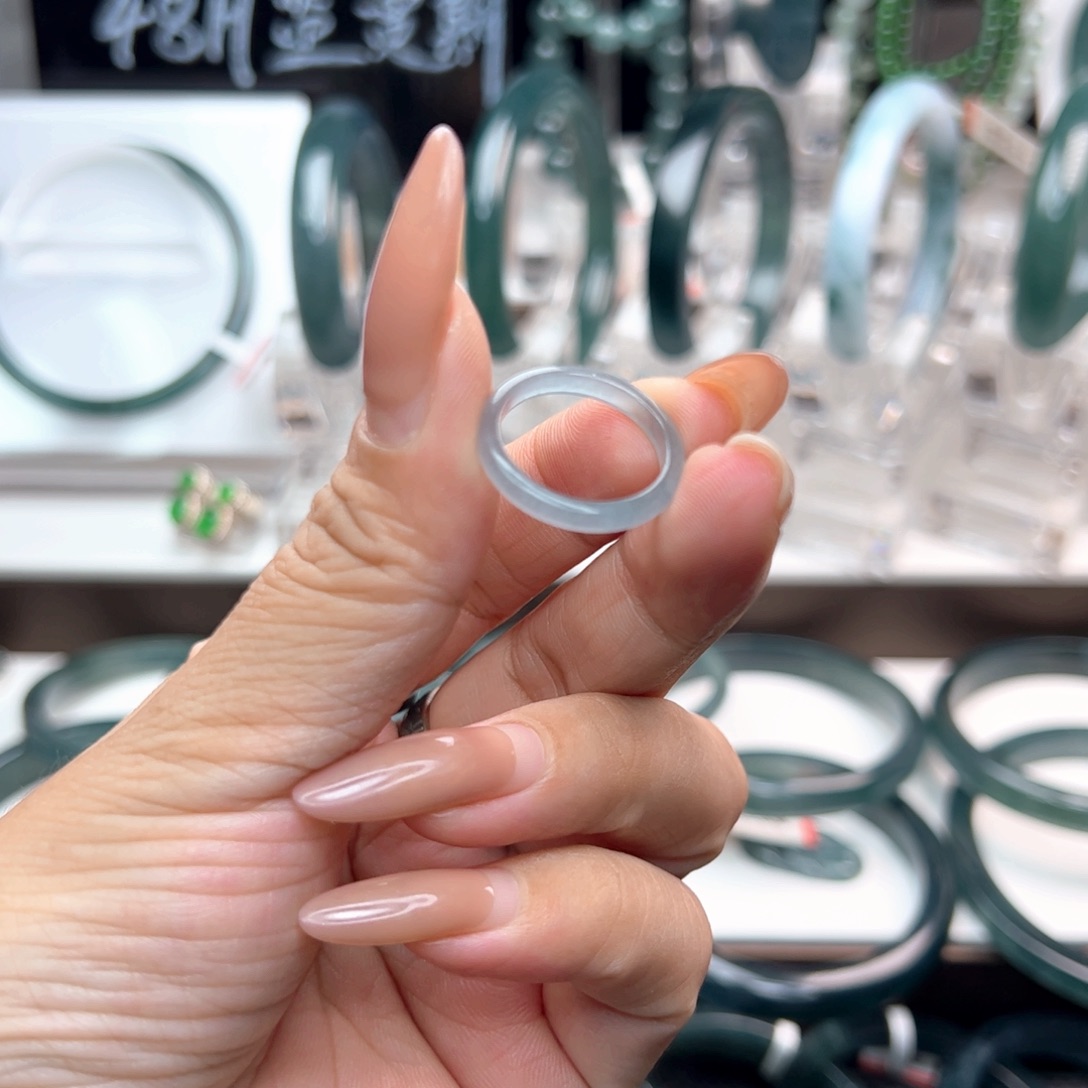 未镶嵌戒指翡翠翡翠