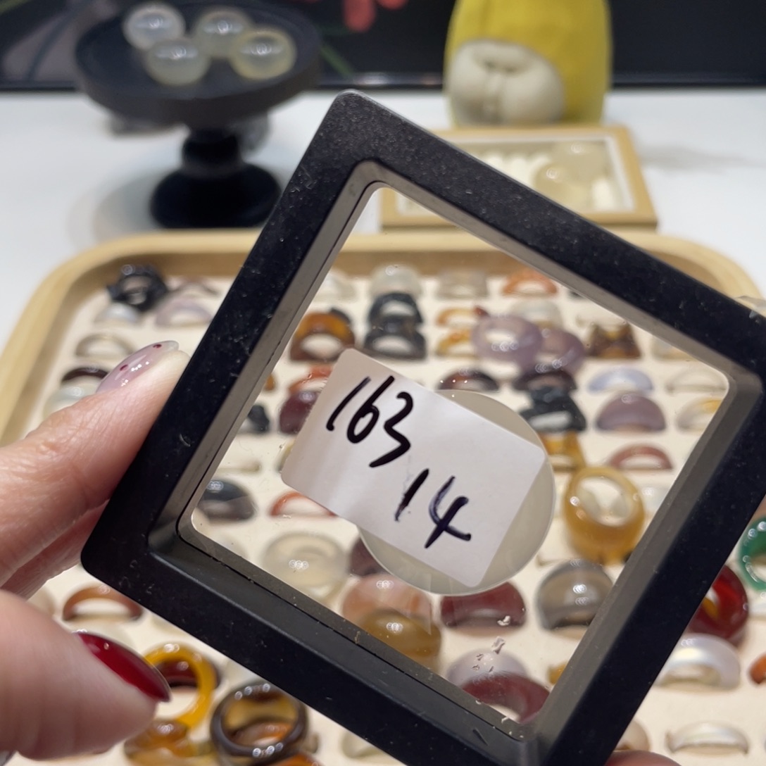 玛瑙/玉髓戒指未镶嵌