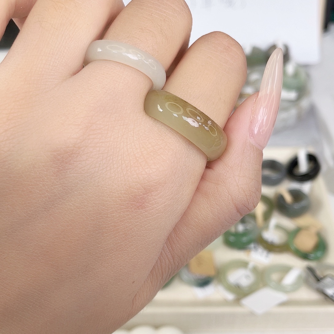 未镶嵌戒指和田玉（糖玉）D22飘糖圆切20.0不退换