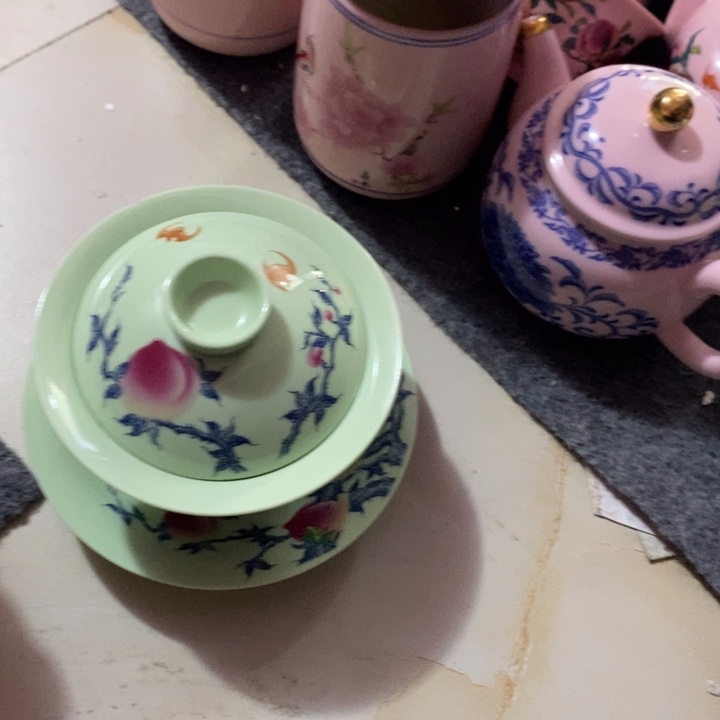 摆件陶绿稀土寿桃三才盖碗