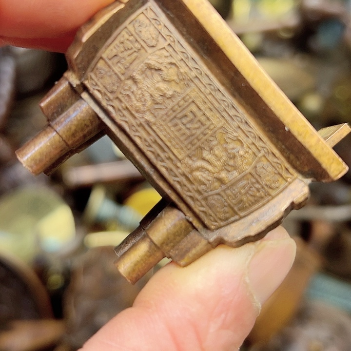 专属定制精美铜摆件