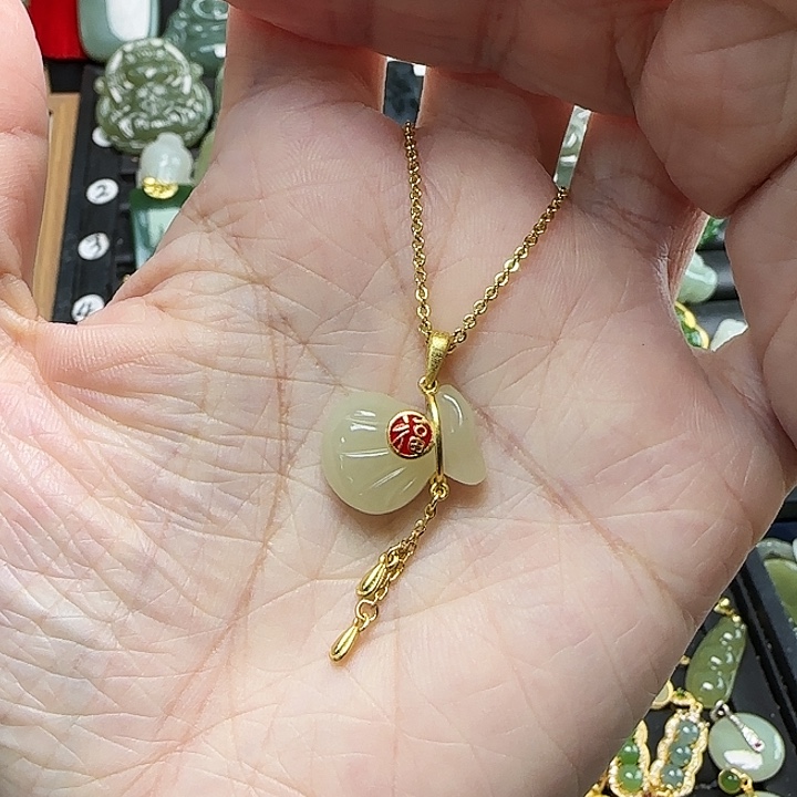 吊坠(赠链)银S925镶嵌和田玉