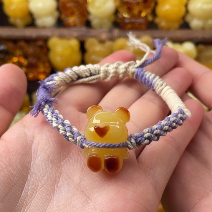 未镶嵌琥珀珠宝奇石