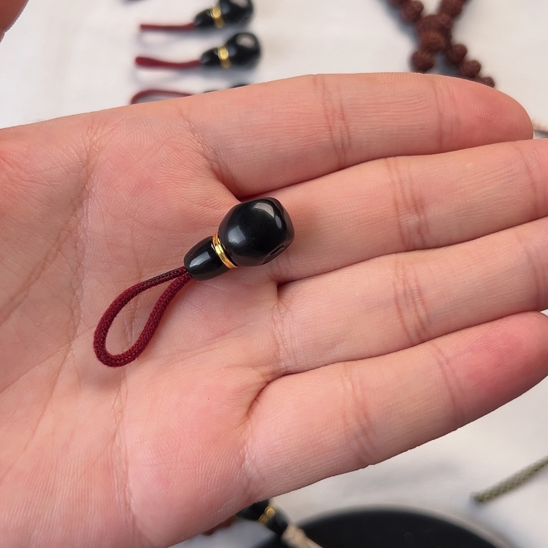 文玩核桃手串黑金三通尺寸12