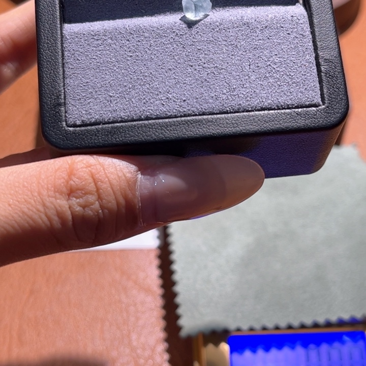 海蓝宝石裸石0.9ct