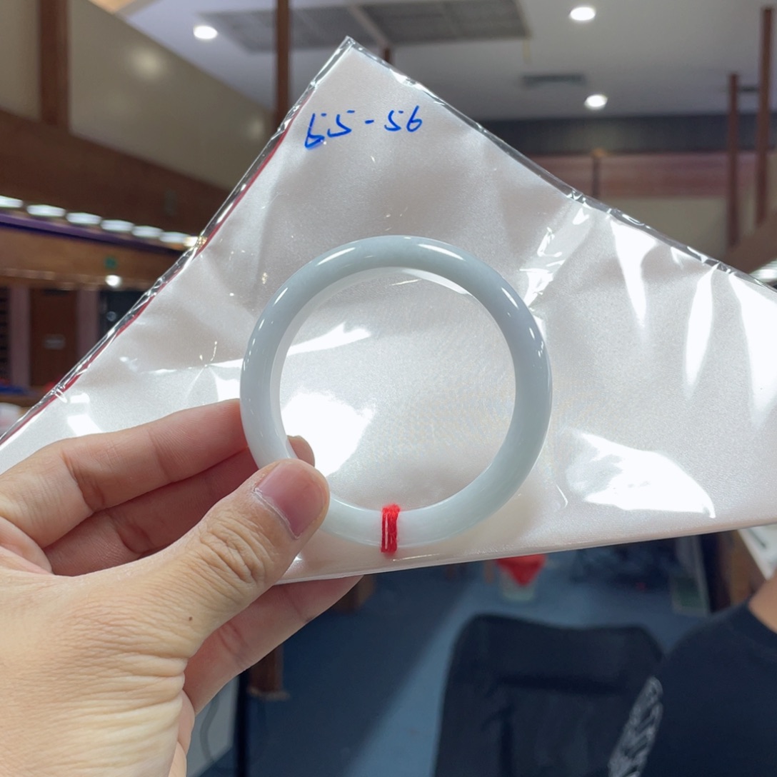 未镶嵌手镯翡翠翡翠