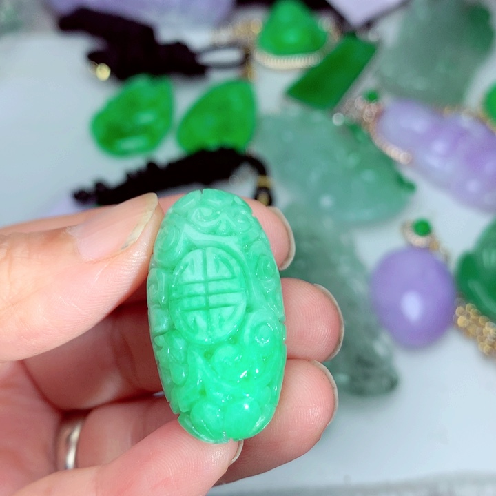 翡翠未镶嵌吊坠(不含链)