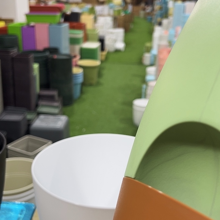 圆一体盆口25高20混色2只