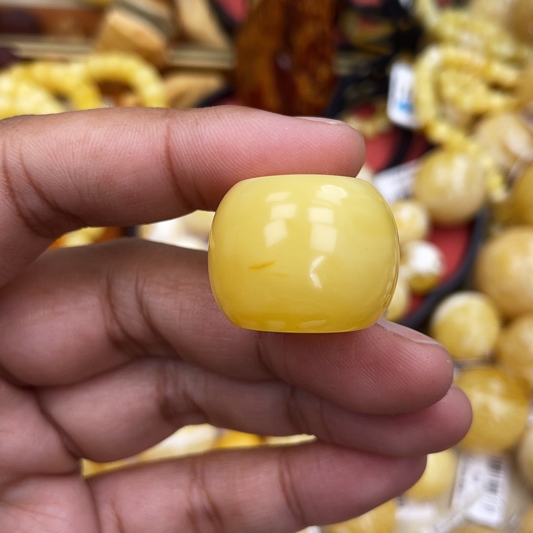 蜜蜡未镶嵌珠宝奇石24.8