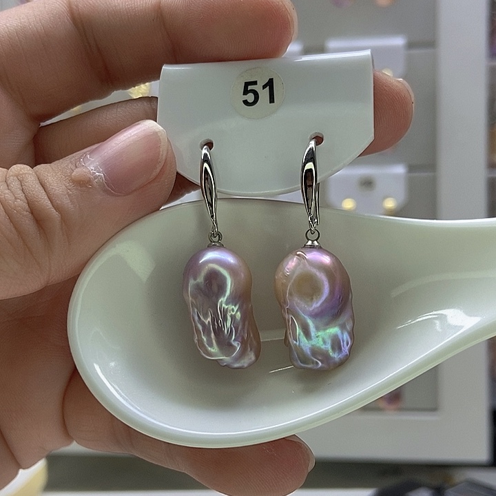 邵***平颈饰银S925镶嵌淡水珍珠51