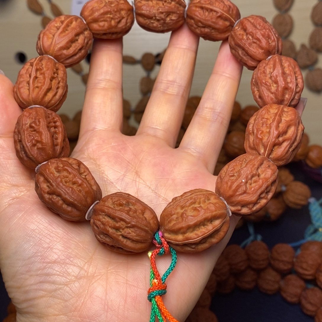 文玩核桃手串红皮八棱大枣