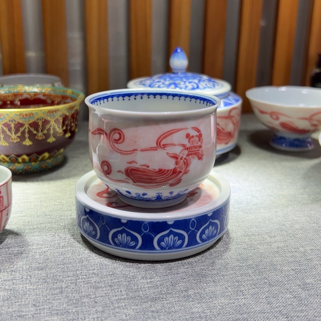 陆*鹿纯手工手绘 高端茶器