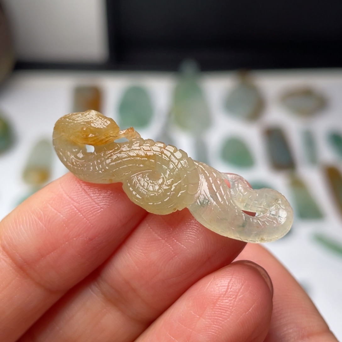 定制翡翠未镶嵌天然翡翠