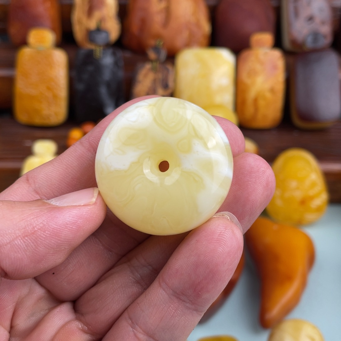 定制琥珀未镶嵌用****3蜜蜡平安扣