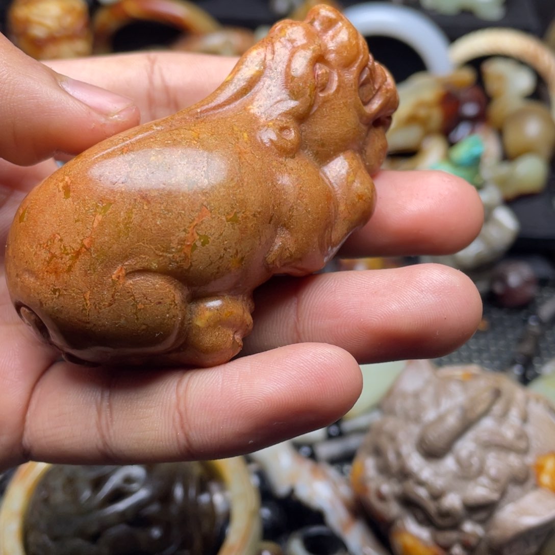 和田玉（糖玉）挂件未镶嵌