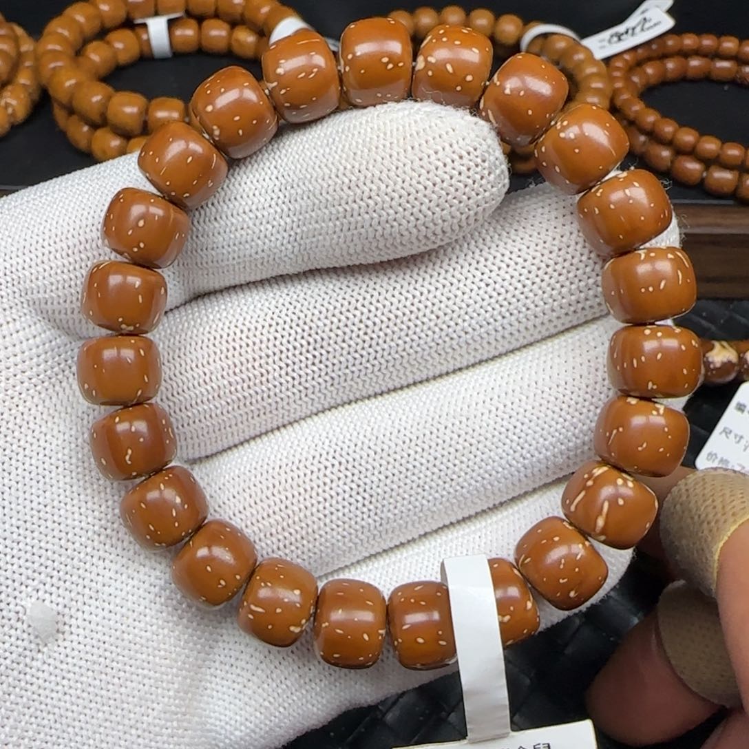 手串紫金鼠10.5mm实心老型（满天星）117D