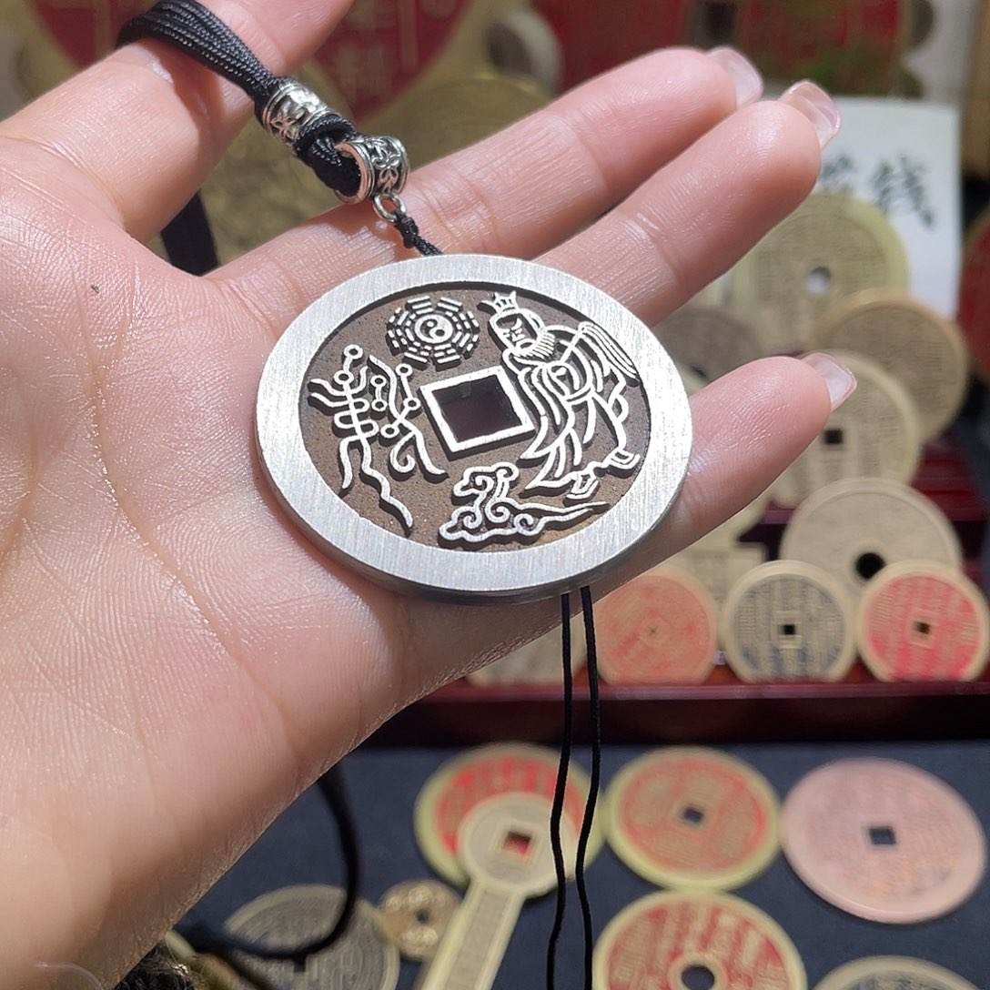 铜铜现代仿制工艺品花钱