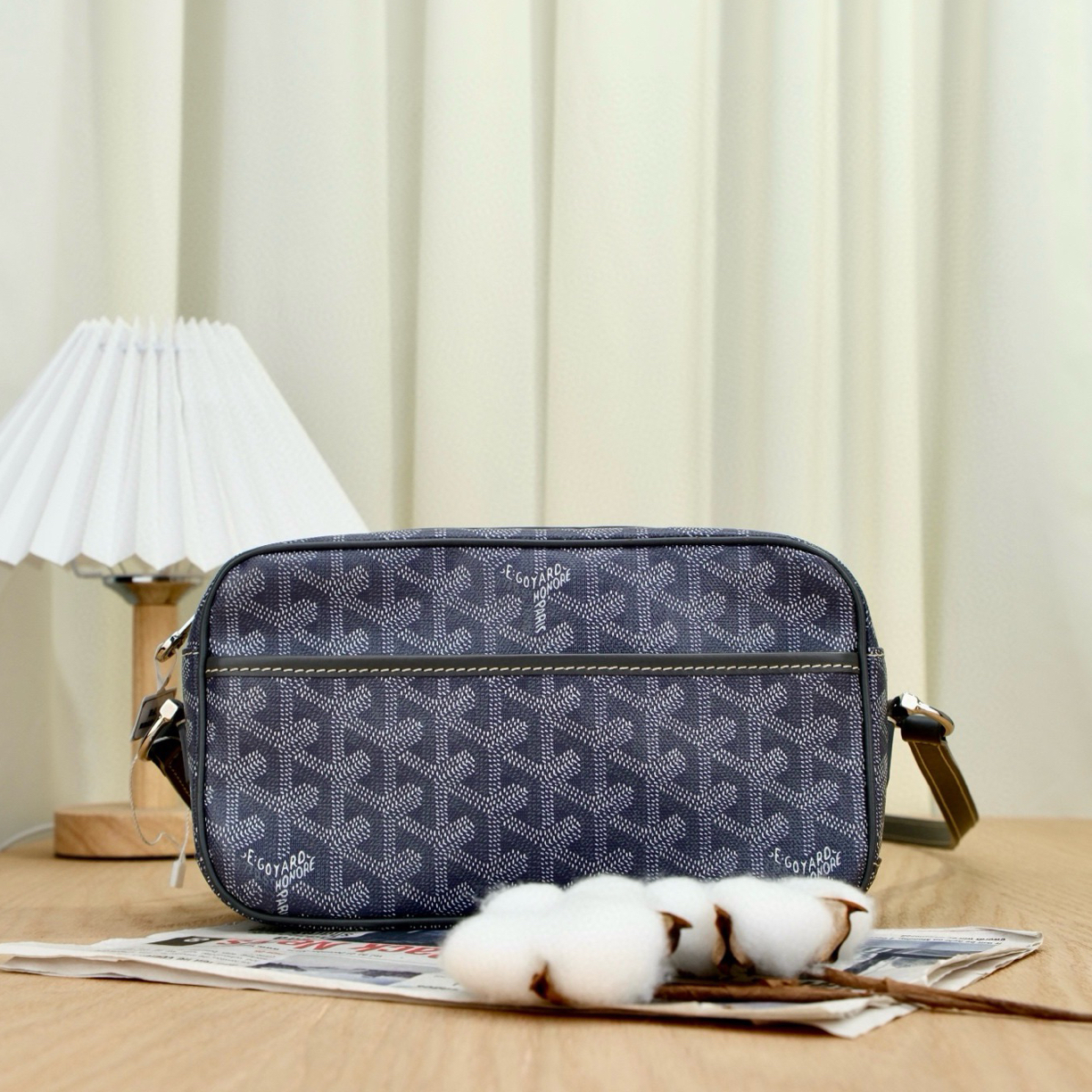 99新 LouisVuitton/路易威登 8352 戈雅 蓝色胸针