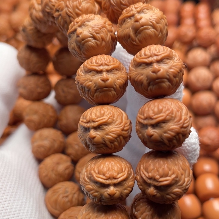 猴头核桃吊坠笑***哥斗战胜佛