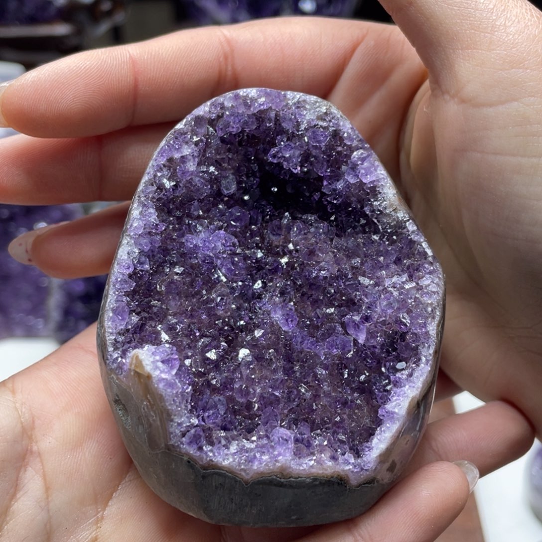 紫晶大型摆件（非配饰）未镶嵌