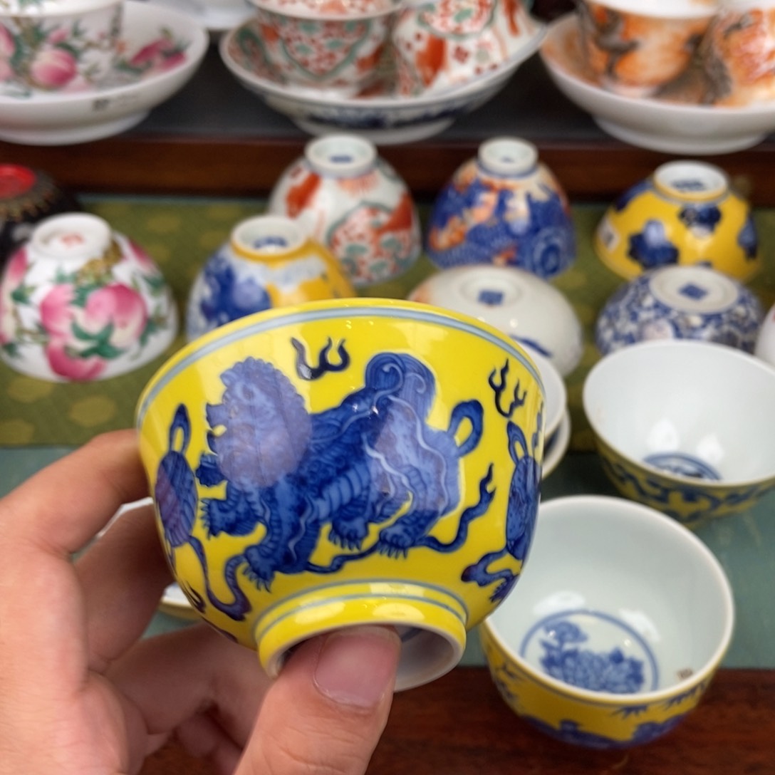 陶瓷的设计师是一个