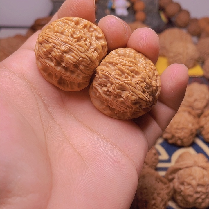 文玩核桃吊坠叶**声35三角白