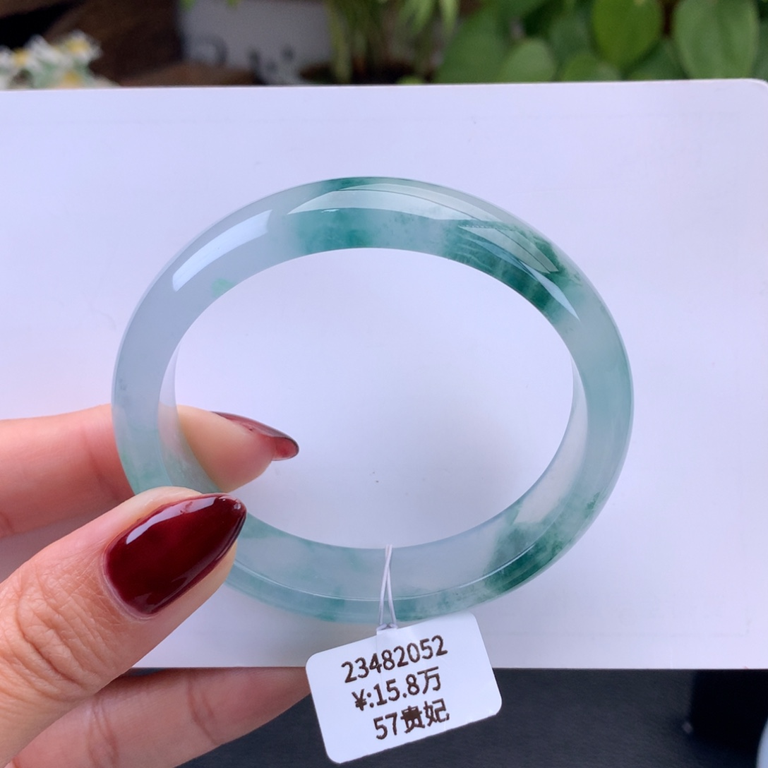 翡翠手镯未镶嵌高冰飘花贵妃手镯