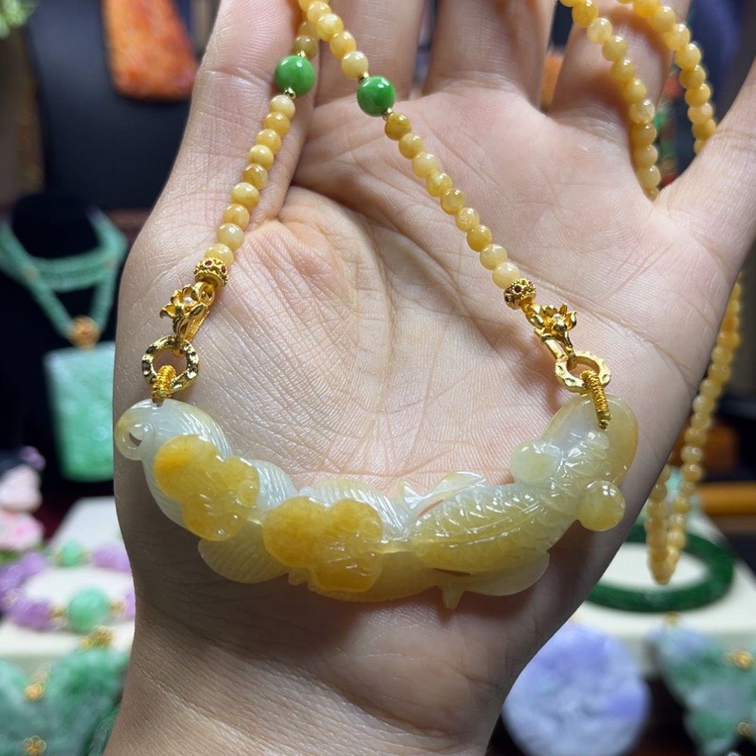 翡翠未镶嵌颈饰天然翡翠