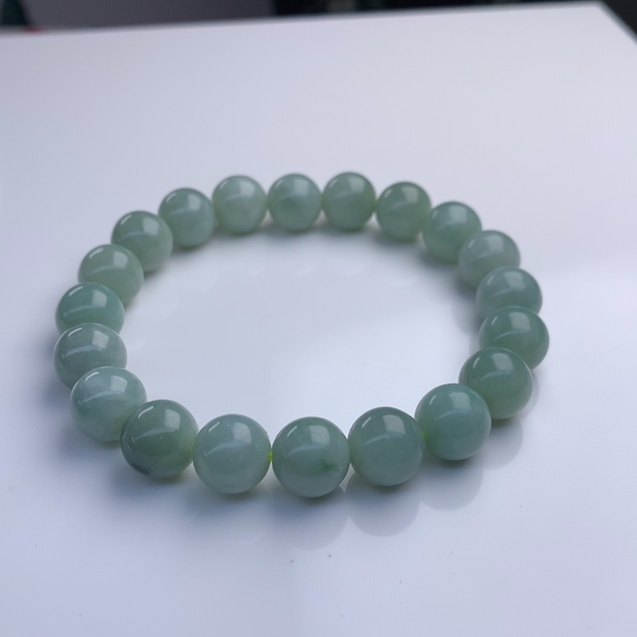 未镶嵌手串翡翠9.5mm！