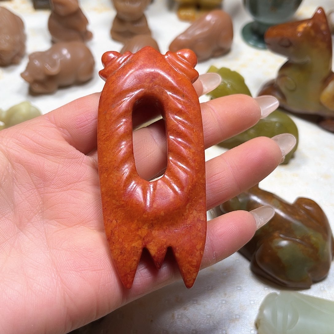 白玉菩提吊坠白玉菩提吊坠