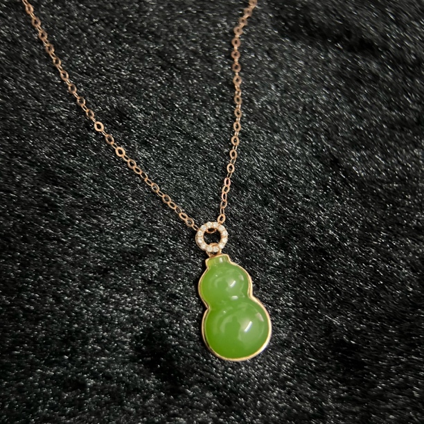 【广潮金钻】金750和田玉项链 特价 不支持七天无理由