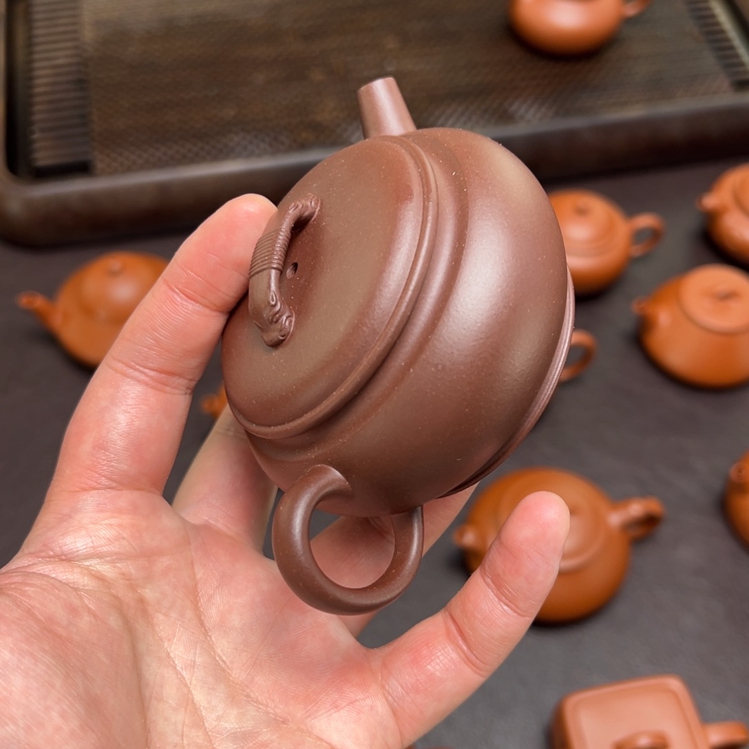 A***姐紫砂茶壶宜兴紫砂壶的制作