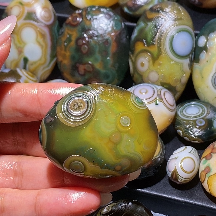 玛瑙/玉髓未镶嵌珠宝奇石102